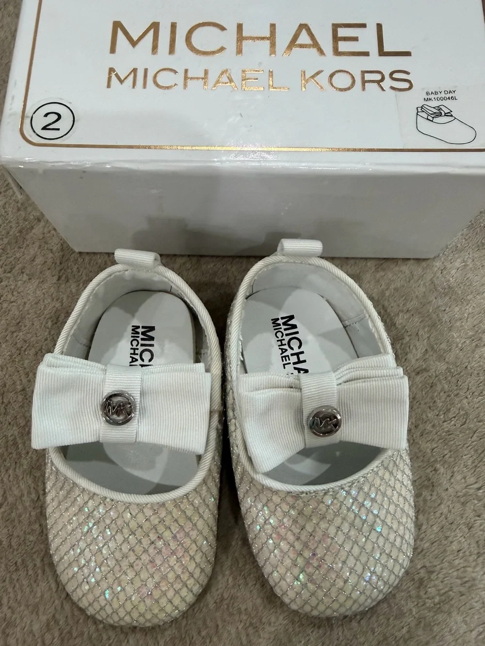 MICHAEL Michael Kors Girls' Baby Day Ballerina Bow Crib Shoes (Infant)